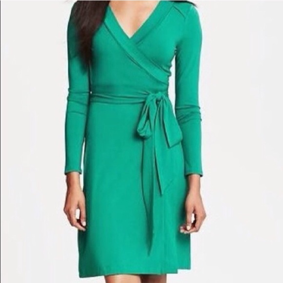 banana republic green wrap dress